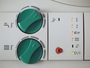 Antes de intentar solucionar cualquier problema con la caldera, es importante tener en cuenta que las calderas son dispositivos complejos que involucran gas, electricidad y agua.