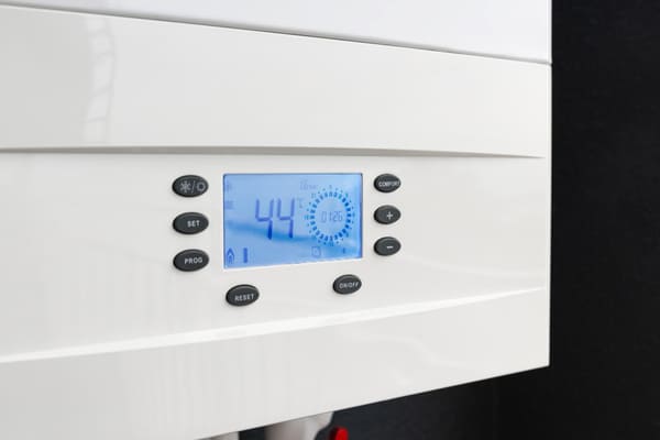 Seleccionar la mejor caldera de condensación es una decisión crucial para optimizar la eficiencia energética y el confort en el hogar.