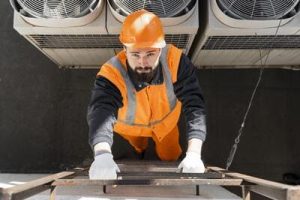 Ofrece soluciones tanto para hogares como para entornos comerciales.